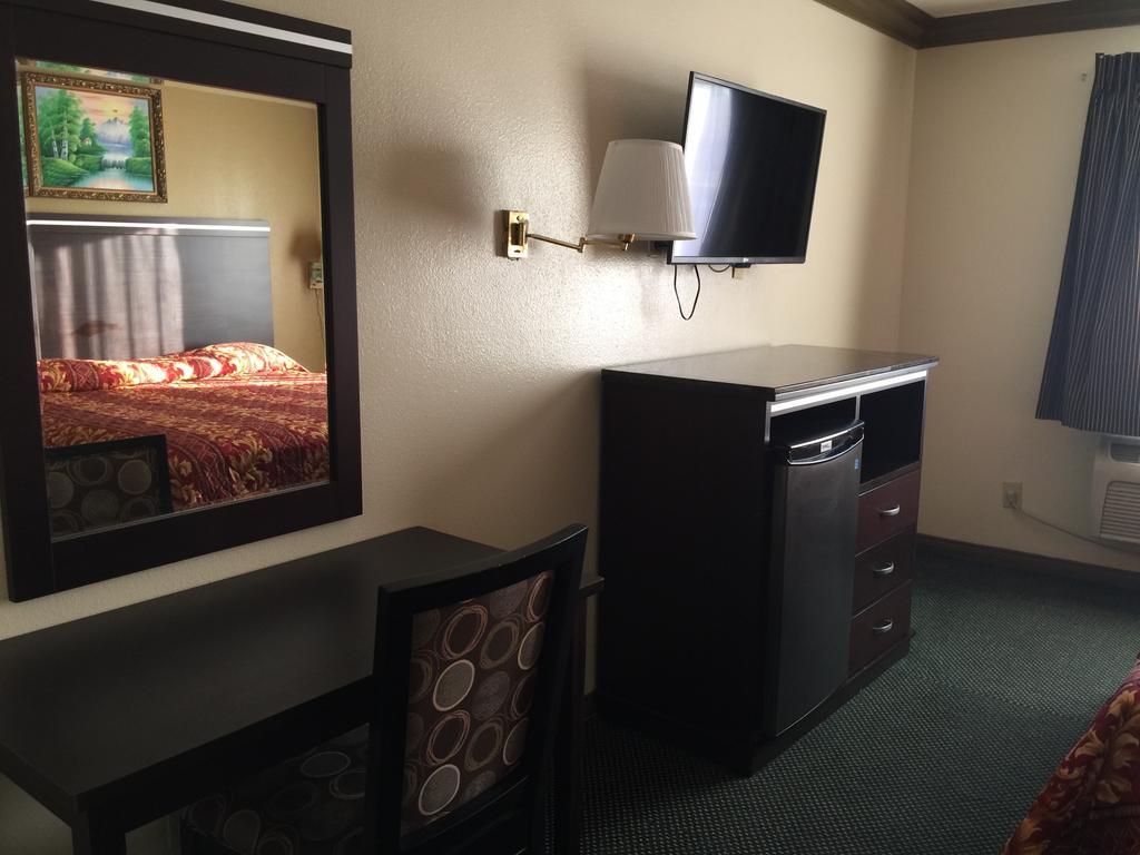 Mountain Inn Ontario Room photo